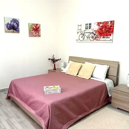 La Casa Di Francesco Gæstehus Putifigari